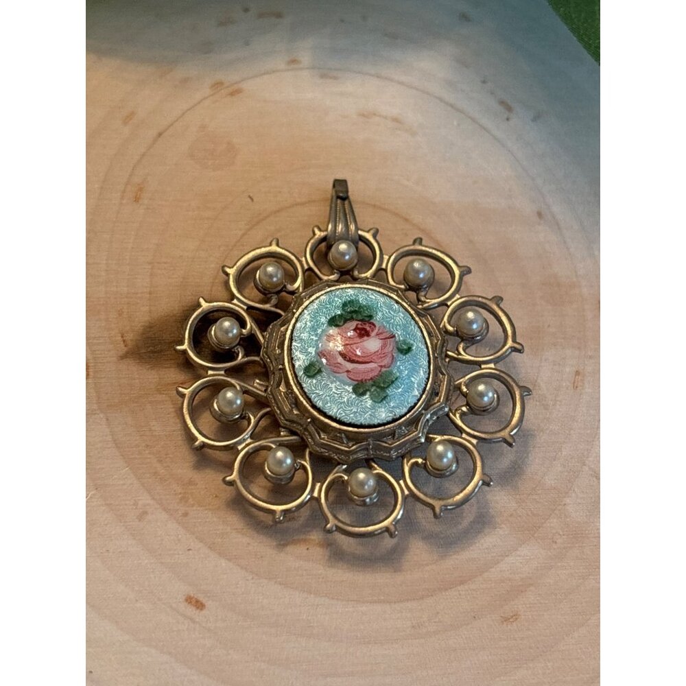 Vintage Gold-Tone Pendant With Rose Enamel  Romantic Rose Pendant Gold Tone - Picture 2 of 9